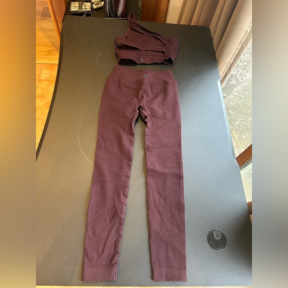 (3) B|Fit Amazing Workout Set Bundle - Picture 14 of 16